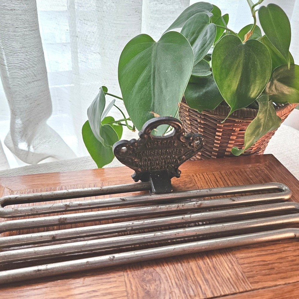Antique Imperial Trouser Hanger Fynchon & Co Philadelphia Cast Iron Pants Hanger